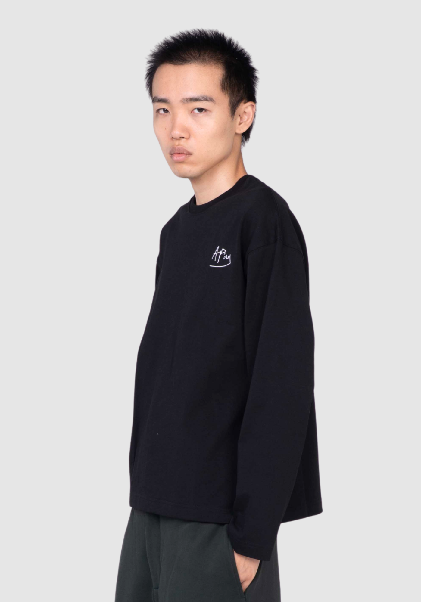 APINY Core Layer Crewneck Long-sleeve Tee - BLACK